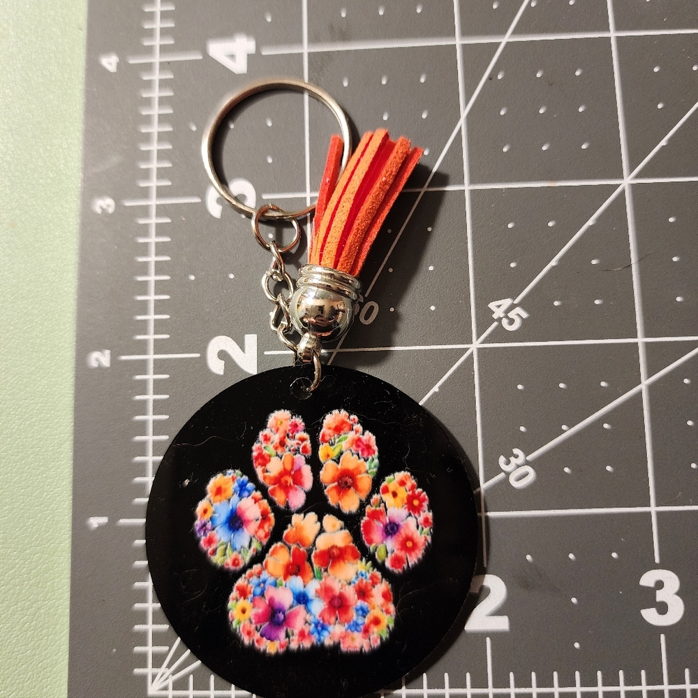 Floral Paw Print Keychain with Red Tassel - Picture 2 of 2
